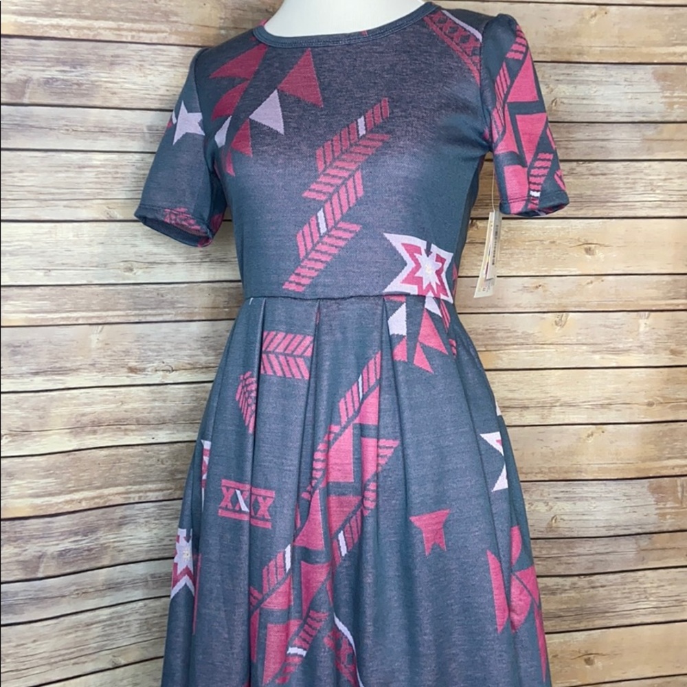 NWT Amelia knee-length dress